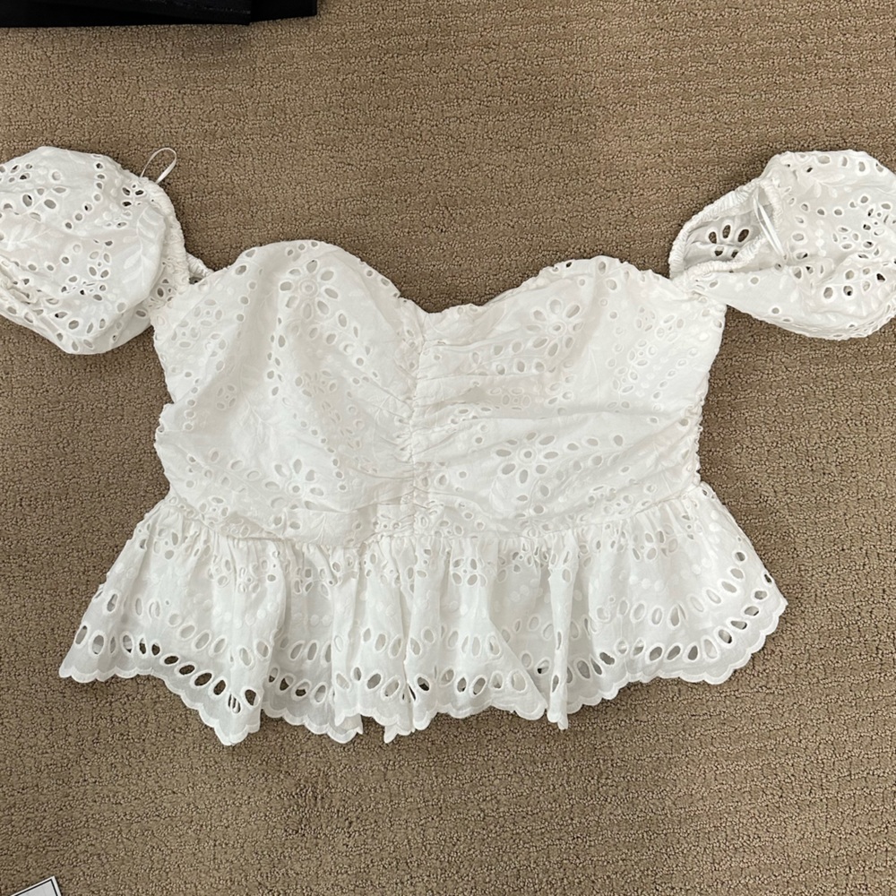 Off the shoulder puff sleeve top
